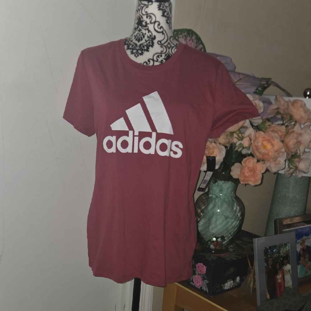 Adidas Logo Tee in Maroon and White
